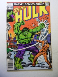 The Incredible Hulk #226 (1978) VG+ Condition cf detached at 1 staple