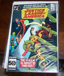 Justice League of America #247 (Feb 1986, DC) VIXEN STEELE VIBE GYPSY