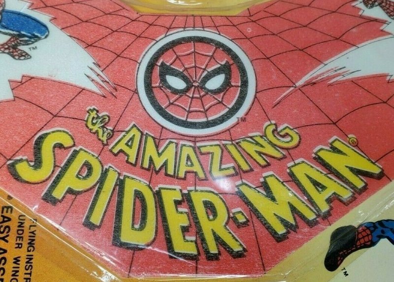  SPIDER MAN Hang Glider 1978 VINTAGE  Marvel Fleetwood New in Package RARE