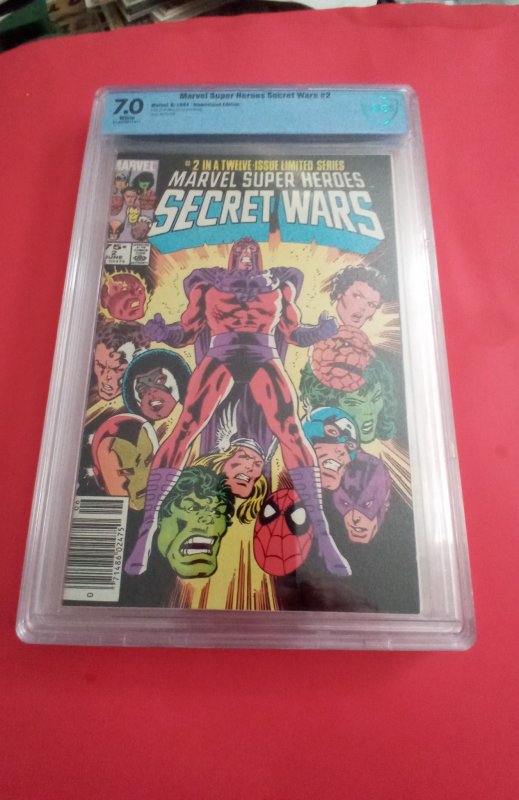 Marvel Super Heroes Secret Wars #2 CBCS 7.0 WP / NEWSSTAND /  (1984)