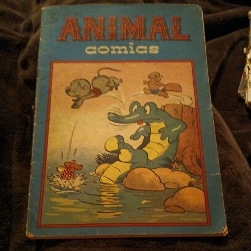 ANIMAL COMICS 21 DELL 1946 POGO-POSSUM WALT KELLY Uncle wiggily golden age funny
