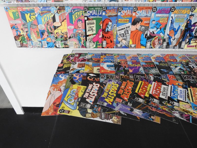 Huge Lot 190+ Comics W/ Justice League of America, Titans, +More! Avg FN+ Cond!