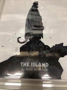 Hellboy (2005) # 1-2 (Halo Certification 4.0) Dark Horse Comics • Mike Mignola