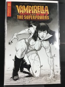 Vampirella Versus the Superpowers #5 (2023)