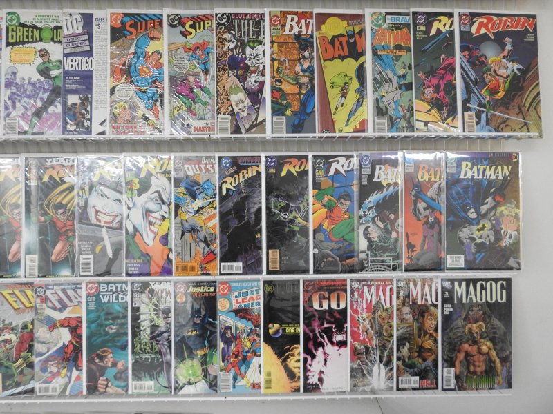 Huge Lot 130+ Comics W/ Batman, Superman, Catwoman+ Avg VF- Condition!!