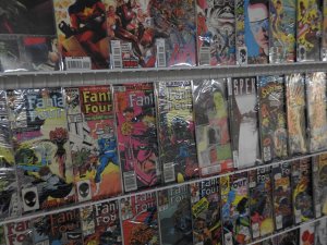 Huge Lot 120 Comics W/ Avengers, Fantastic Four, Blue Beetle+ Avg VF- Condition!