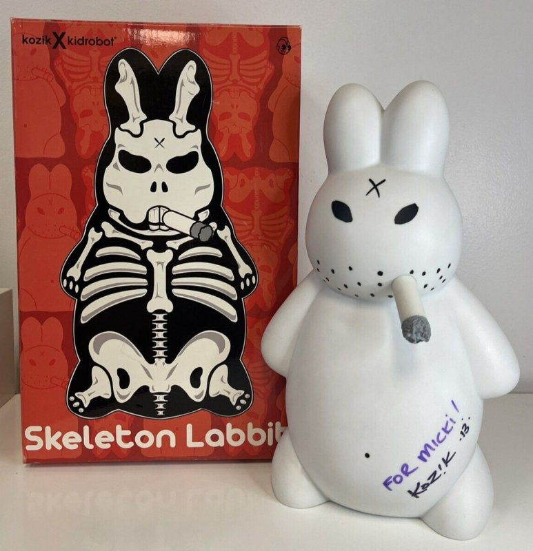 Kozik X Kidrobot 10 inch Skeleton Labbit Signed By Frank Kozik X Kidrobot 10 inch Skeleton Labbit Signed By Frank