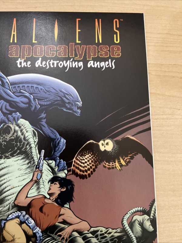 Aliens: Apocalypse - The Destroying Angels #1 Dark Horse Comics 1999 NM-