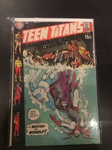 TEEN TITANS # 29    DC COMICS   BRONZE AGE