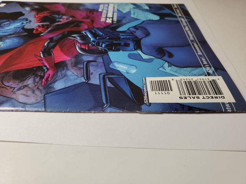52 Week Eleven (2006) 1st Appearance of Batwoman