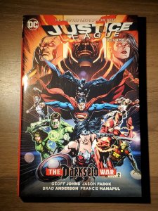 Justice League HC VOL 08: The Darkseid War Part 2 (2016) - Used, Very Good