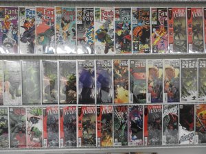 Huge Lot 120+ Comics W/ X-Men, Hulk, Thor, Daredevil, +More! Avg VF/NM Cond!