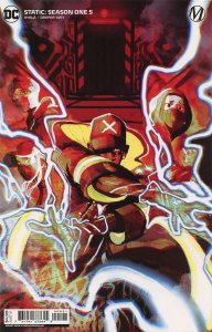 Static: Season One #5A VF/NM ; DC | Cardstock Variant