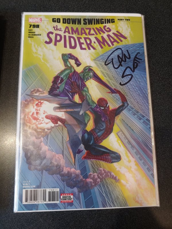 ​THE AMAZING SPIDER-MAN #798 1ST RED GOBLIN SIGNED BY DAN SLOTT WITH COA.