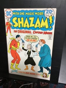 Shazam! #10 (1974) High-grade Mary marvel cameo cover VF- Wow