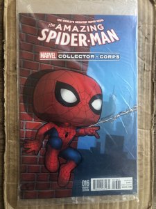 The Amazing Spider-Man #16 Marvel Collector's Corp Cover (2016)