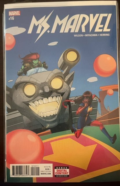 Group Lot of 25 Comics (See Details) Ms. Marvel, Catwoman, Batman