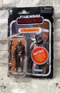 Star Wars The Mandalorian Action Figure Retro Collection