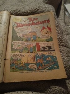 Dell FOUR COLOR M.G.M.'S THE TWO MOUSEKETEERS 603 #2 November 1954 Tom and jerry