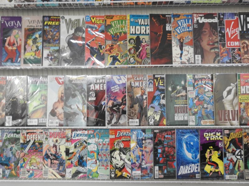 Huge Lot 110+ Comics W/ Batman, Daredevil, Captain America+ Avg Fine/VF Cond!!