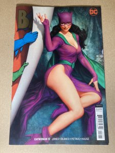 Catwoman #12 Stanley Artgerm Lau Variant Cover (2019) VF