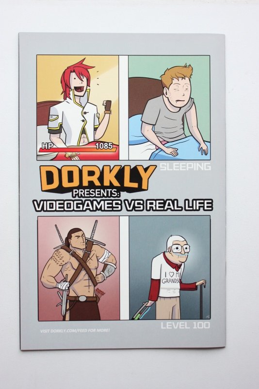 Justice League United #2 Bombshells Cover (2014) Ambush Bug NM