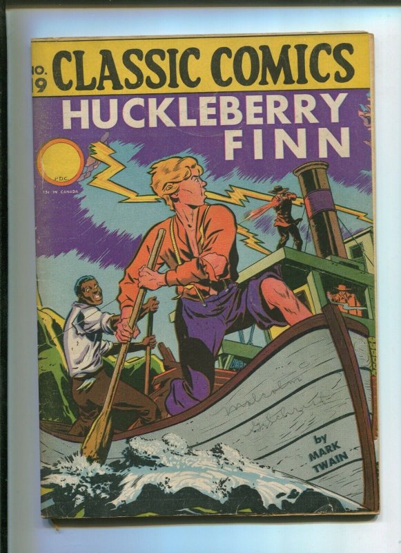 CLASSIC COMICS #19 (7.0) HUCKLEBERRY FINN HRN22