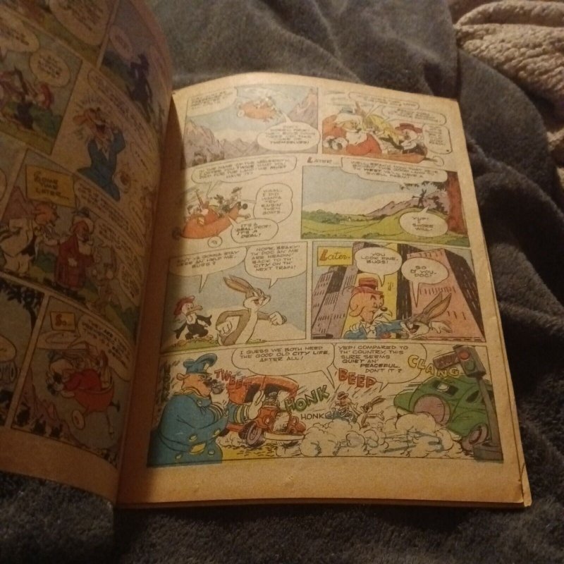 BUGS BUNNY 1947 DELL four color 142(#5) Comics Book golden age precode cartoon