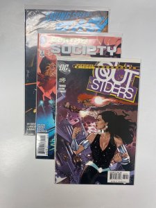 3 DC COMICS Flash #16 Earth 2 Society #2 The Outsiders #31 83 KM5