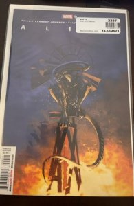 Alien #9 (2022) Alien / Aliens 