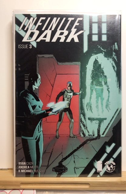 Infinite Dark #3 (2018)