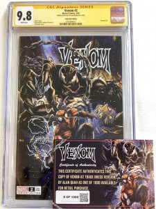 Venom #2 - CGC 9.8 - Marvel 2022 - Alan Quah auto & remark! Comic Mint variant!