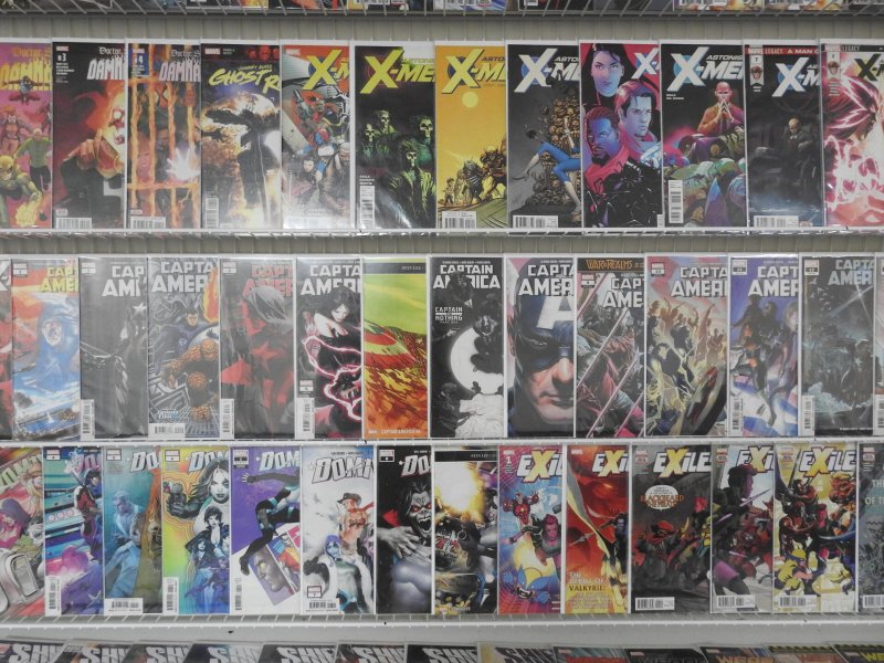 Huge Lot 140+ Comics W/ Doctor Strange, Captain America, +More! Avg VF/NM Cond