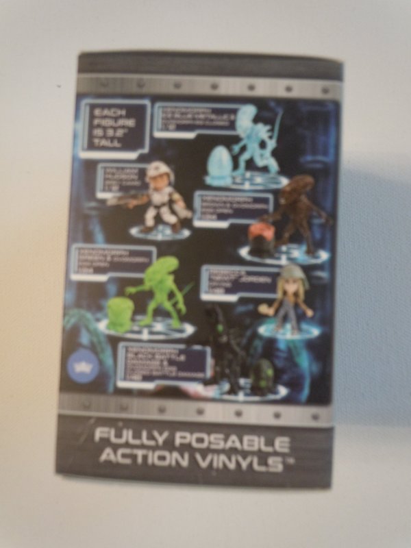 The Loyal Subjects Aliens Blind Box Original Action Vinyl