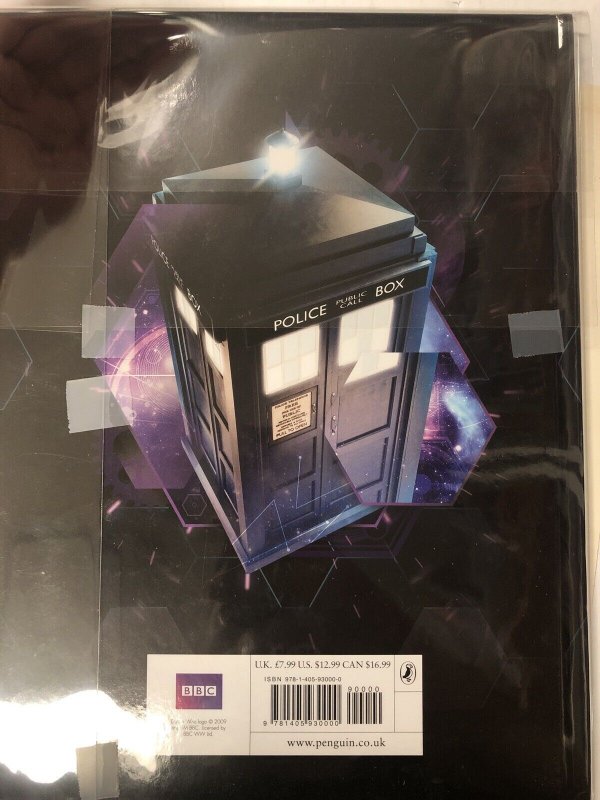 Doctor Who The Official Annual (2018) BBC  TPB HC
