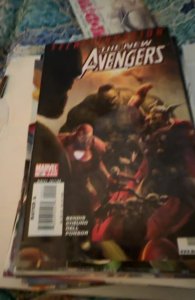 New Avengers #40 (2008) Skrull Versions of Iron Man 