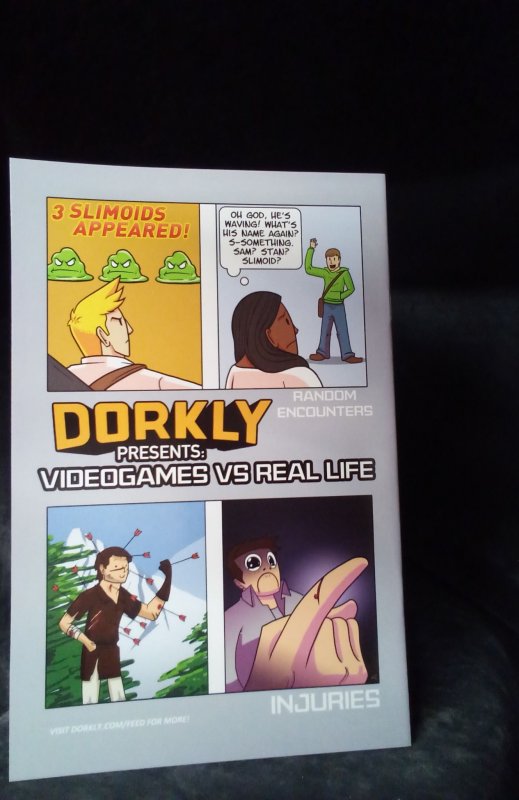 Detective Comics #32 Bombshells Cover (2014)