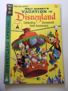 Vacation In Disneyland (1965) VG+ Condition