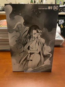 Batman Black & White #1 Momoko Cover (2021) NM