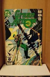 Green Arrow #4 (1983)