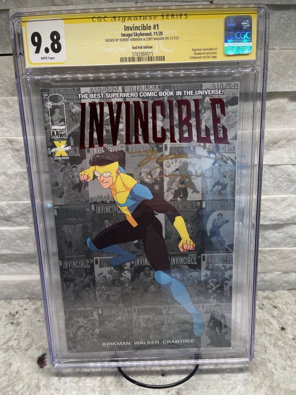 Invincible #1 GalaxyCon Raleigh 2021 Exclusive Albuquerque Variant CGC