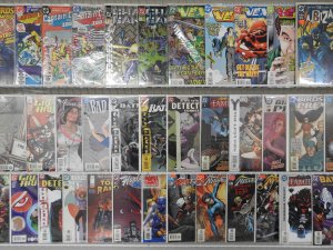 Huge Lot 130+ W/ Batman, Birds of Prey,  & Nightwing Avg VF Condition.