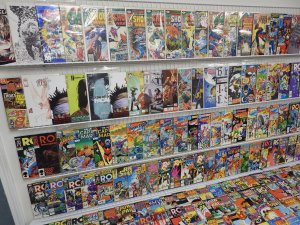 Huge Lot 190+ Comics W/ Spider-Man, Rom, Power Man, +More! Avg VF- Condition!