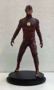 Flash TV Flash Season 2 Suit Previews Exclusive Statue Paperweight 904/2000