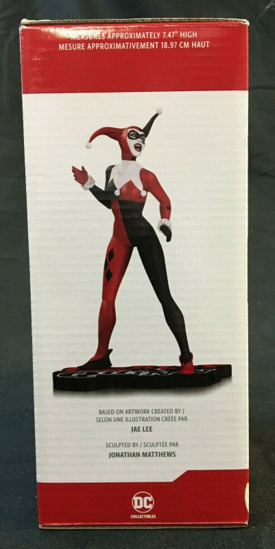 HARLEY QUINN RED WHITE + BLACK STATUE JAE LEE MIB