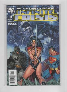 Infinite Crisis #1 (2005)