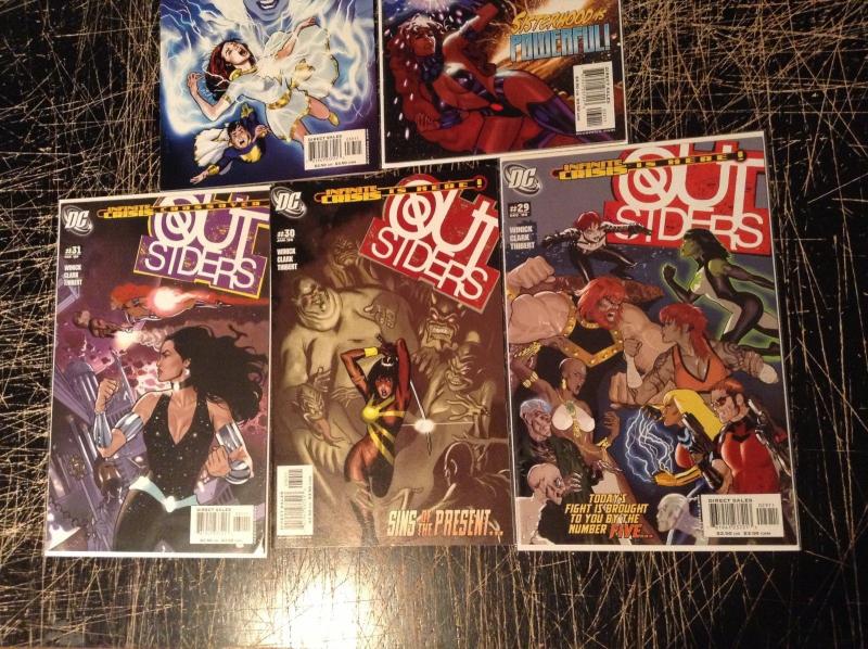 Lot Of 4 Outsiders DC Comic Books # 29 31 32 33 Awesome Issues WOW!!!!!!!! E4