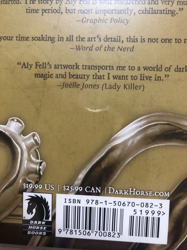 The Shadow Glass  (2017) Dark Horse TPB SC Aly Fell