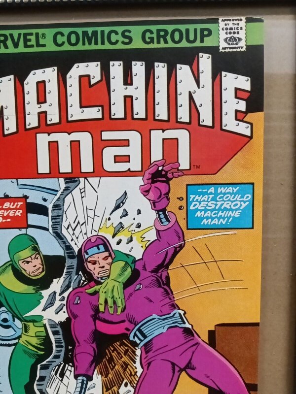 MACHINE MAN #14 VF/NM  MARVEL COMICS *1979* P03