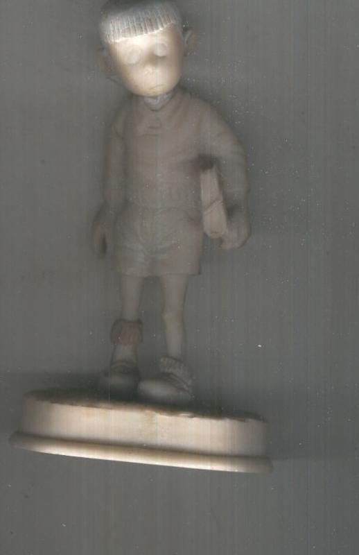 Figura Resina Carlines (Niño de Paracuellos) (figura a pintar por el comprador)